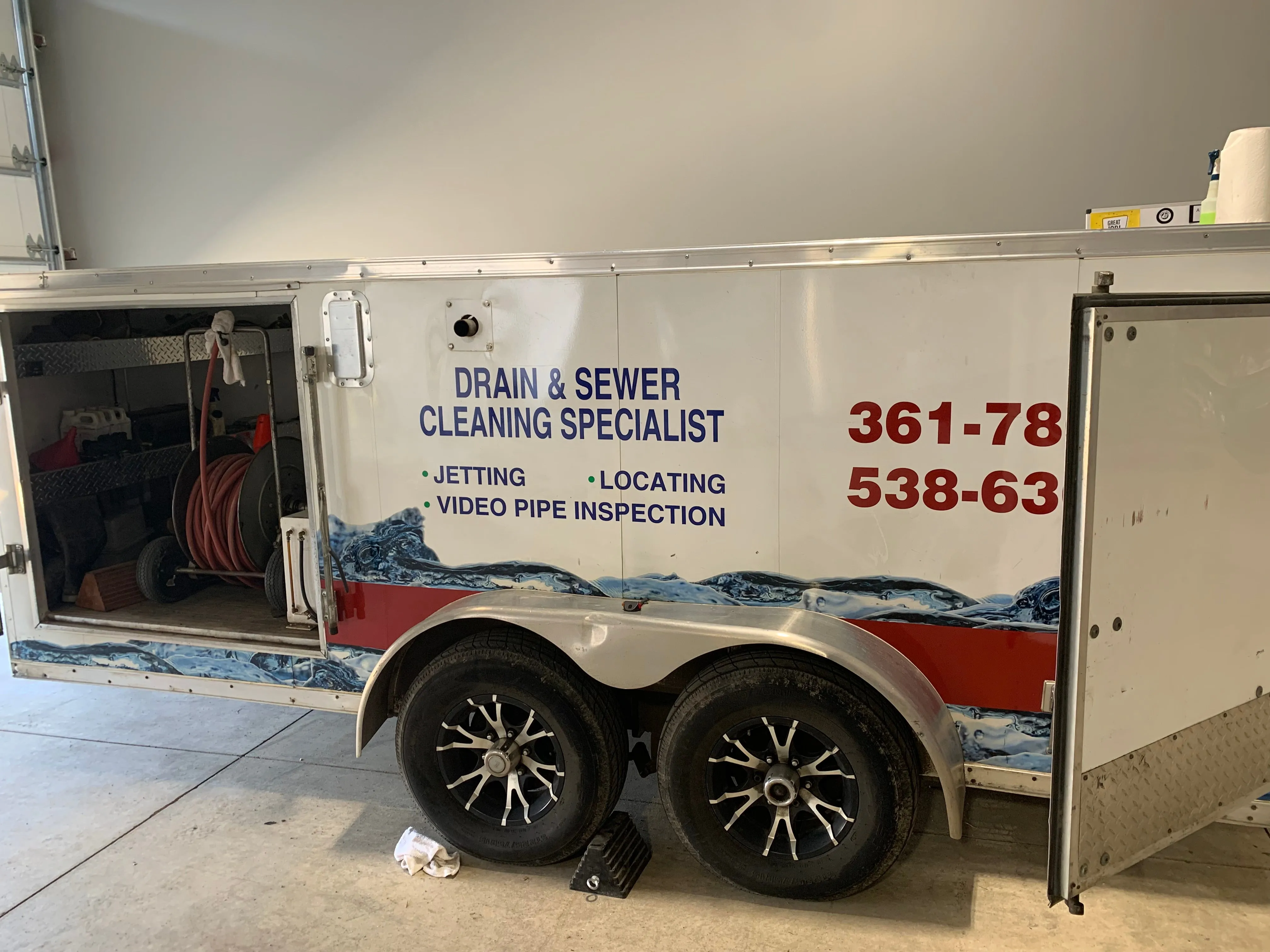 2014 U.S. Jetting 4018-300 Enclosed Trailer with Wireless Remote System Ready To Work