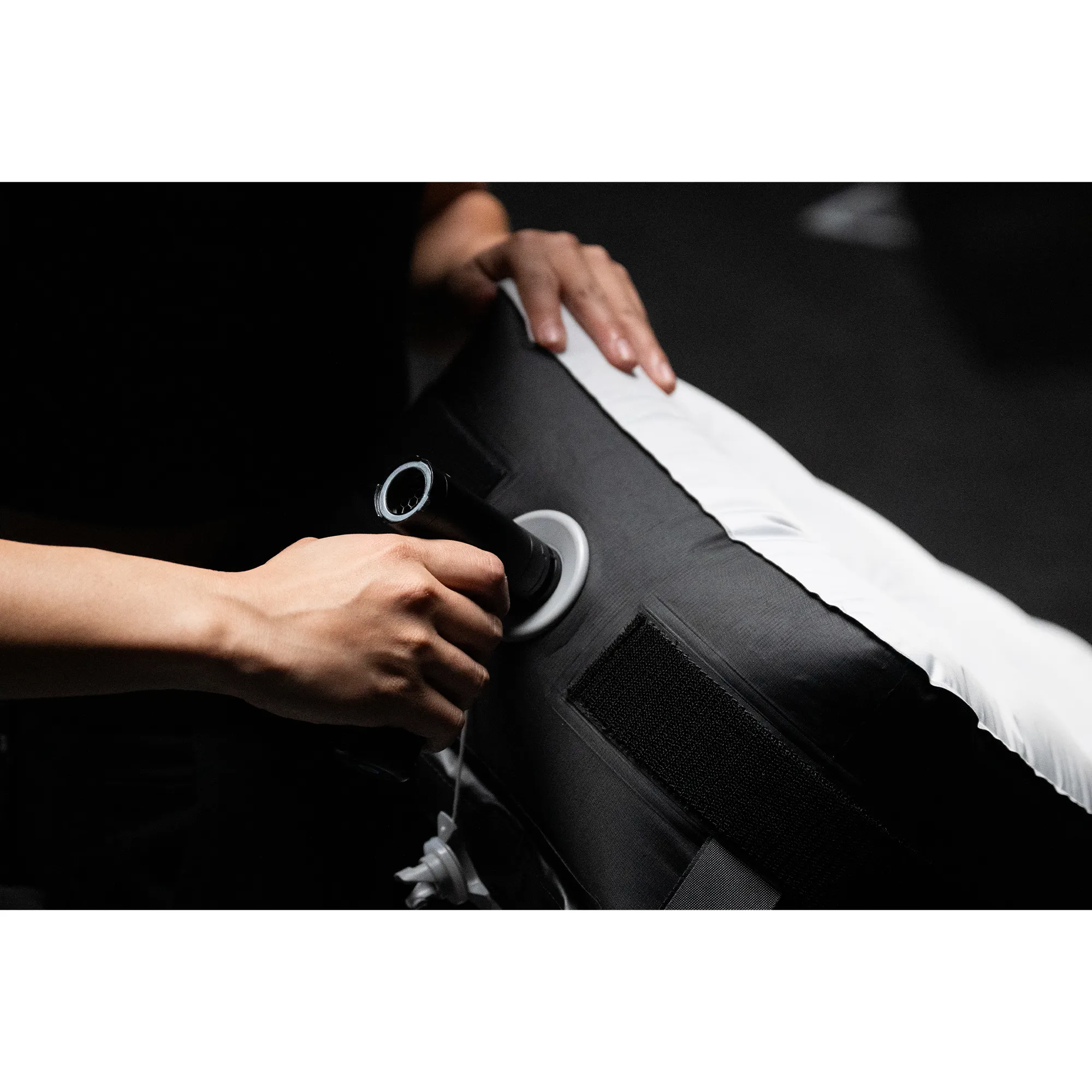 Aputure INFINIMAT Tunable Color Light Mat with Inflatable Airbag, 1' x 2'