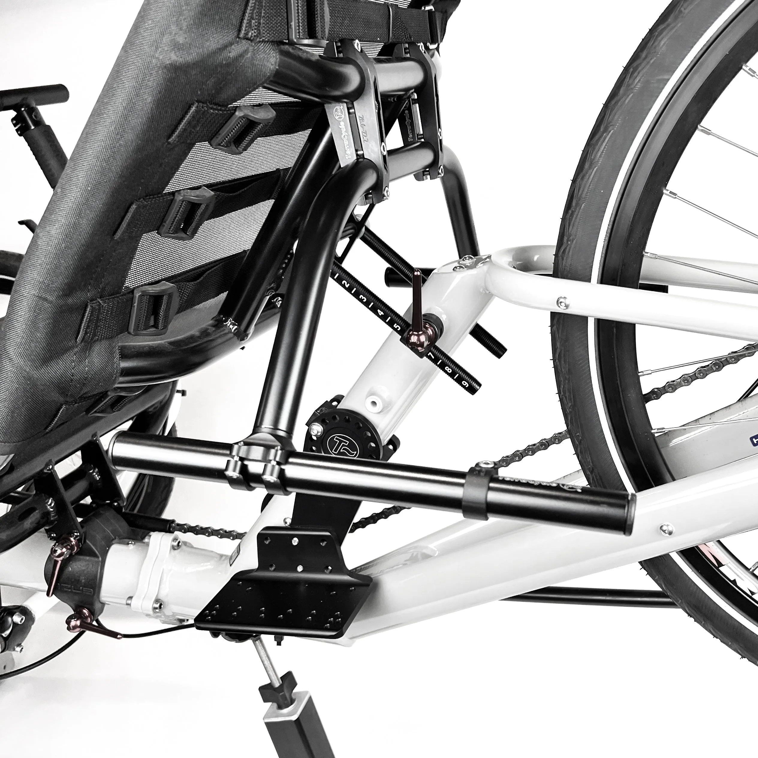 Azub SeatSide Mount Kit (Back of Seat)