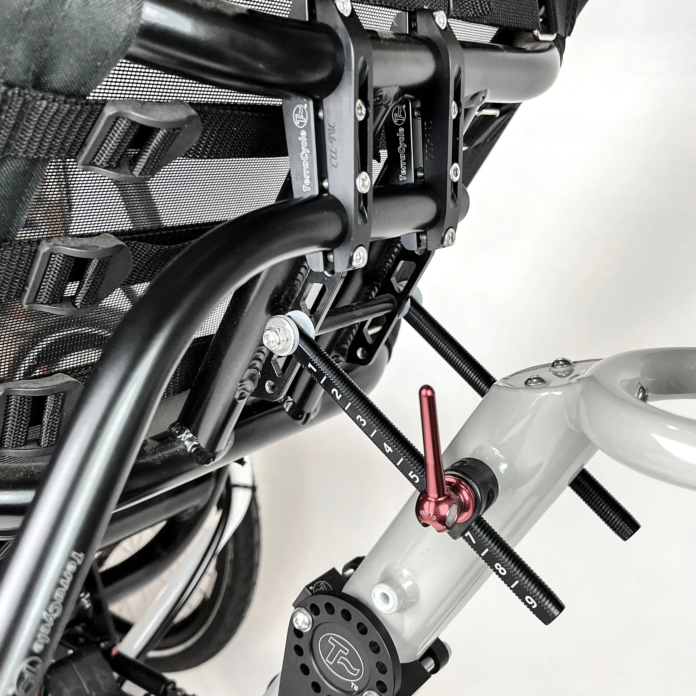 Azub SeatSide Mount Kit (Back of Seat)