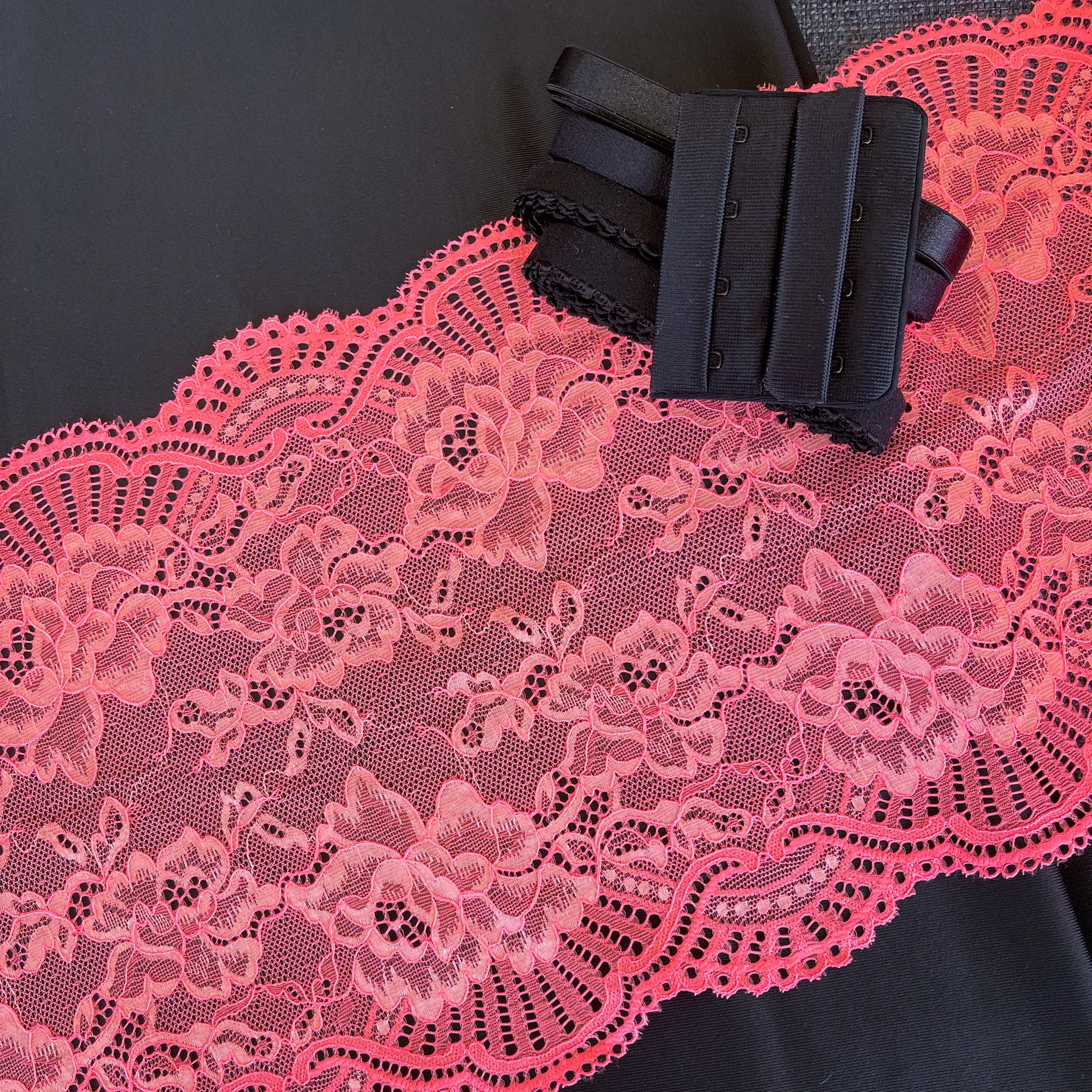 Bra Bee '23 Sew Along - The Lanai Wireless Bra with Nikki