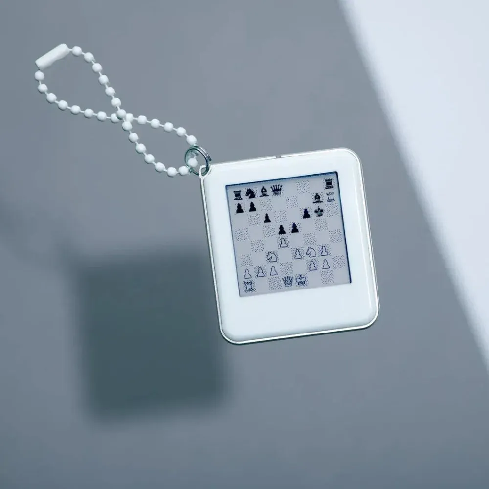 NFC Memory Keychains with E-Ink Photo Shifting Key Chains A Unique 1.54-inch Gift for Christmas