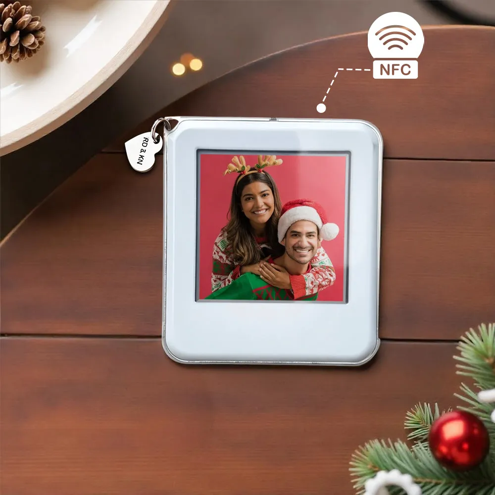 NFC Memory Keychains with E-Ink Photo Shifting Key Chains A Unique 1.54-inch Gift for Christmas