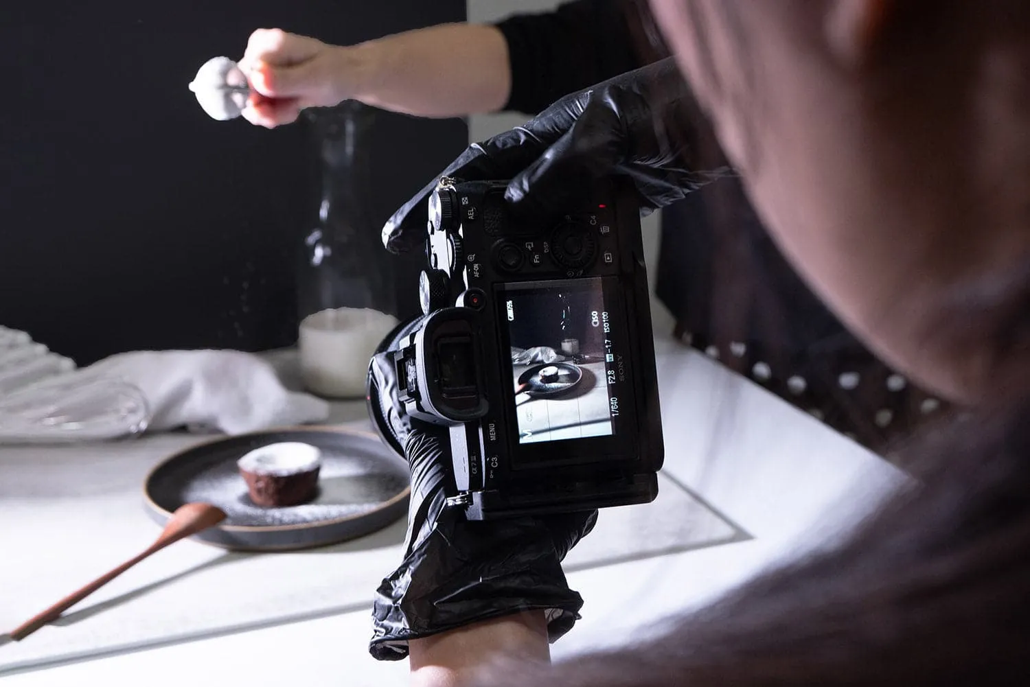 ProBoards Flat Lay Photography Rigid Black & Off White Backdrop - Minimalistic (60cm x 60cm)