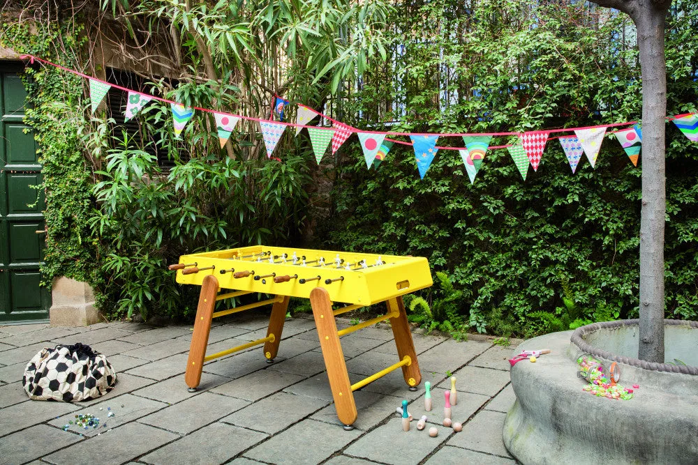 RS Barcelona Golden Yellow RS4 Outdoor Foosball Table
