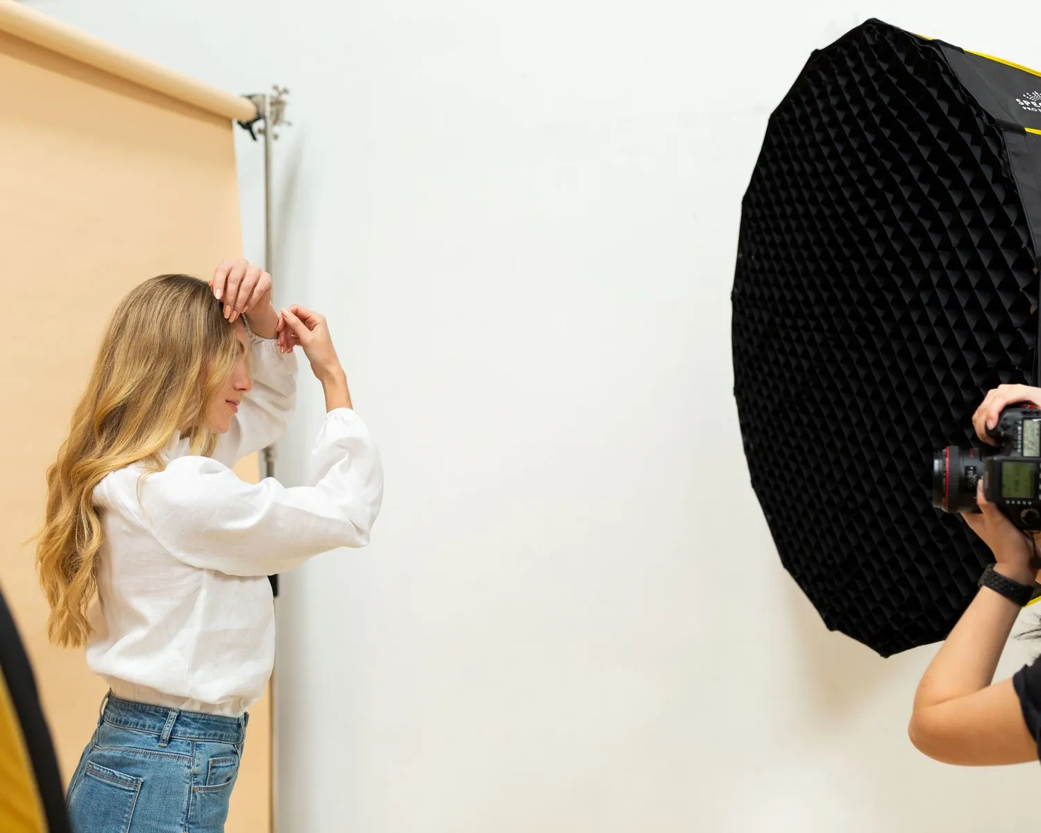 Spectrum Pro Collapsible Deep Parabolic Softbox 120cm/47.2" (Bowens Mount) (DEMO STOCK)