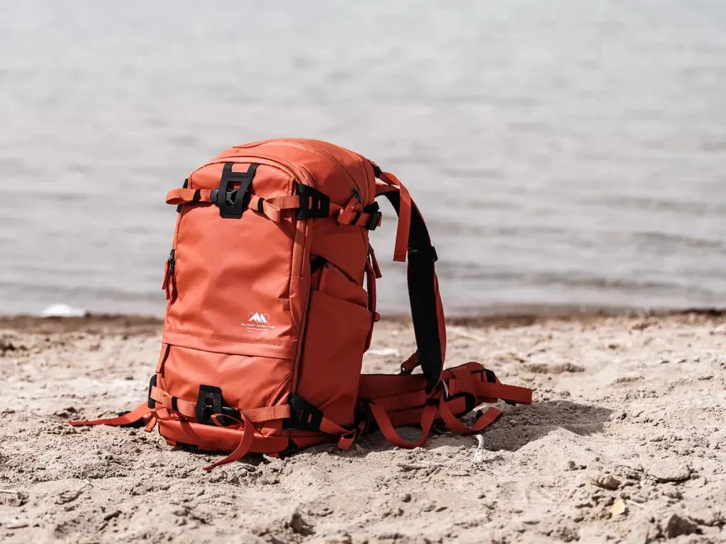 Summit Creative Small Camera Backpack Tenzing 18L