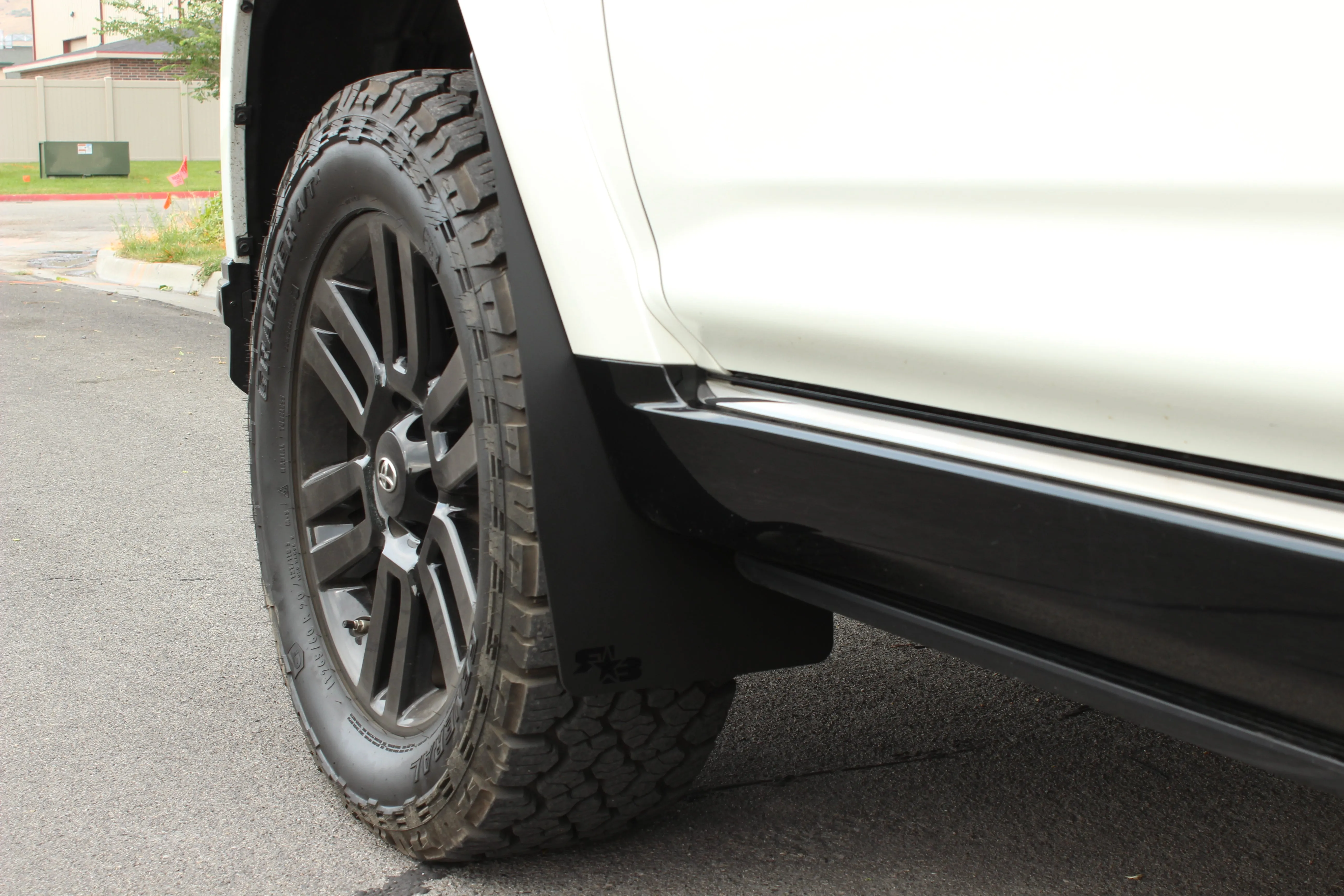 Toyota 4Runner (5th Gen) 2014-2023 Mud Flaps- FRONT ONLY