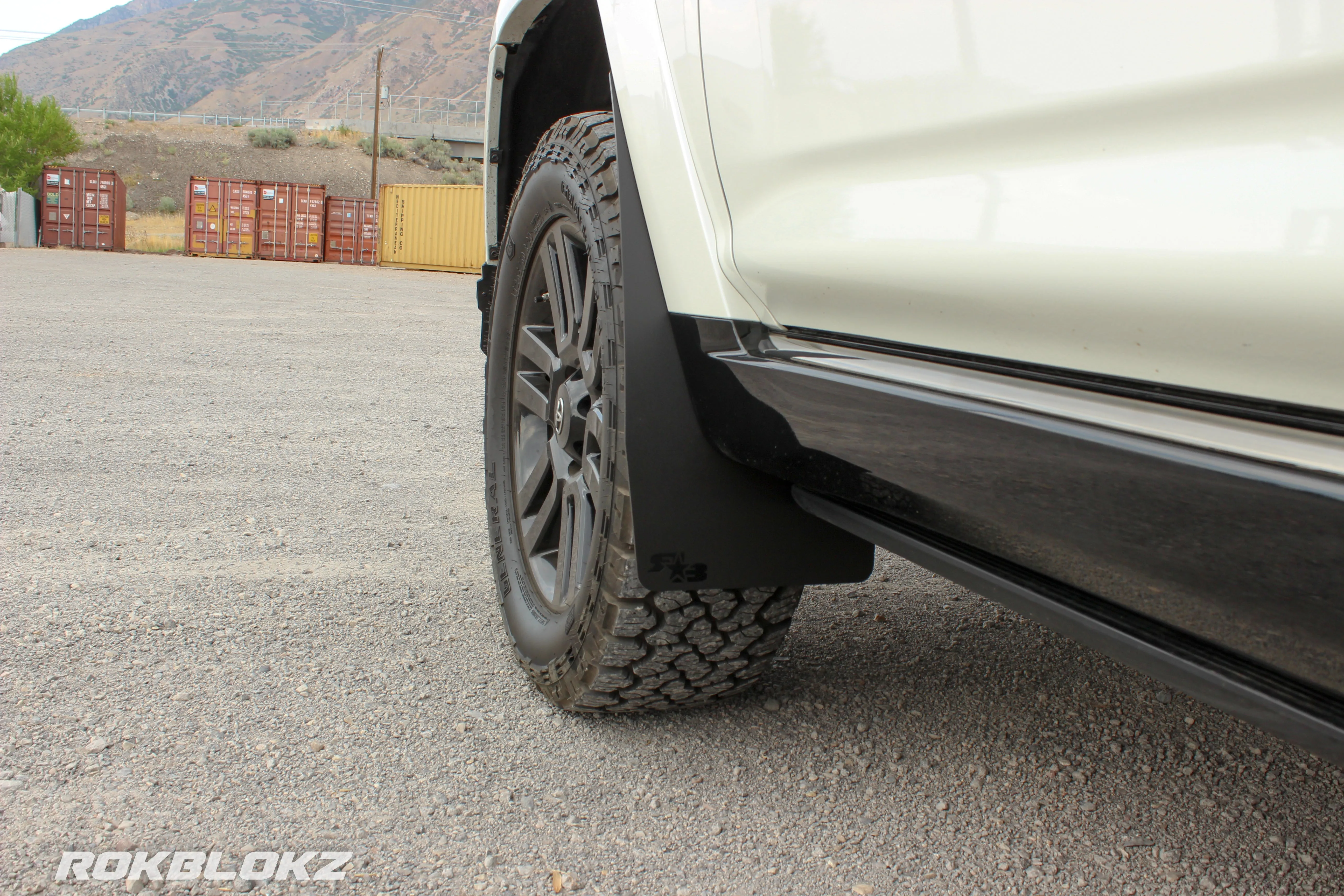 Toyota 4Runner (5th Gen) 2014-2023 Mud Flaps- FRONT ONLY